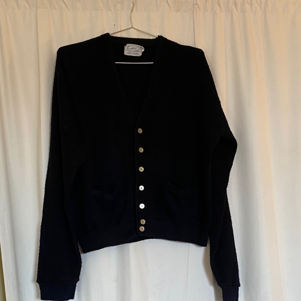 Soudder100% virgin orlon acrylic Classic Black Cardigan Sweater
